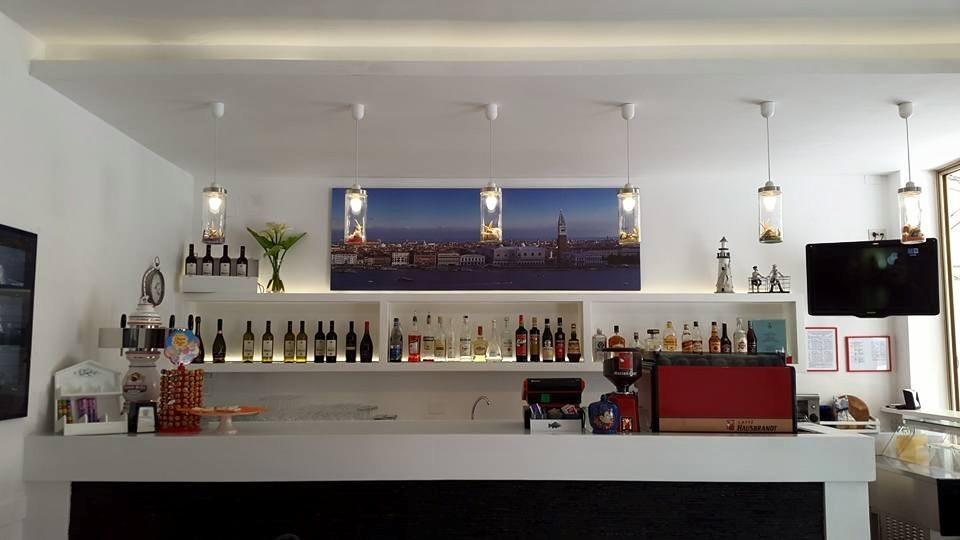 Hotel Fornaro Caorle Luaran gambar